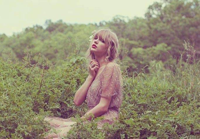 Taylor Swift dalam album Red