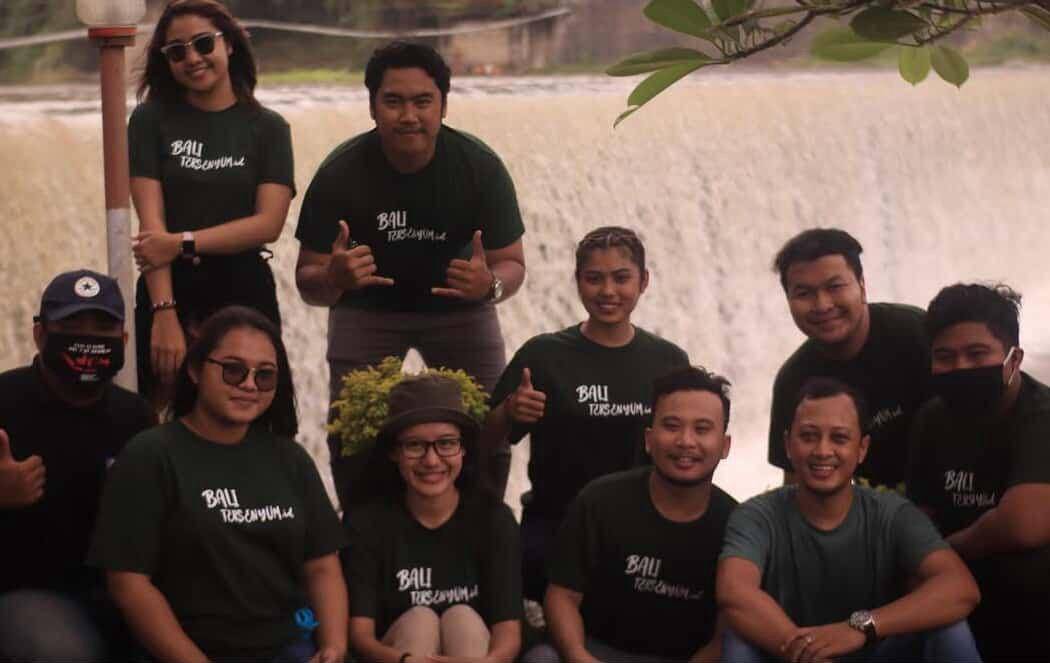 Reza Riyady Pragita bersama Bali Tersenyum ID