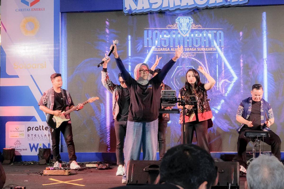 Alumi SMA 3 Surakarta.jpeg