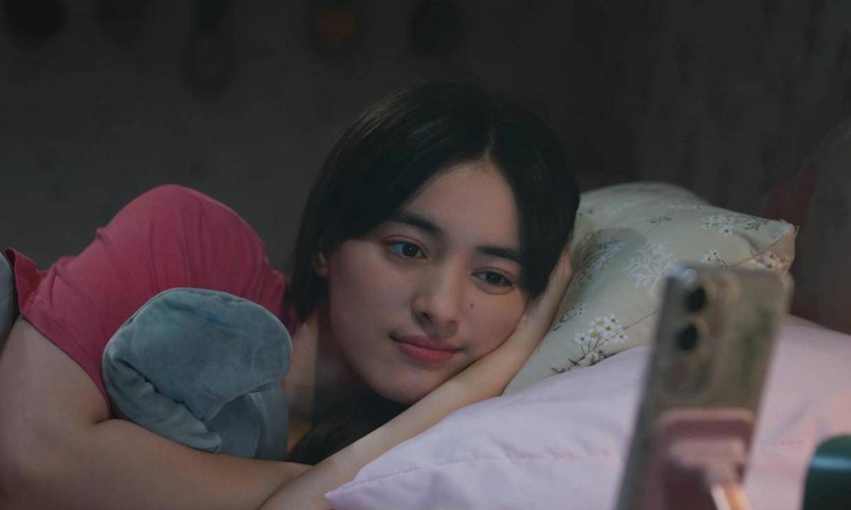 Mawar Eva de Jongh di film Sampai Titik Terakhirmu.jpg