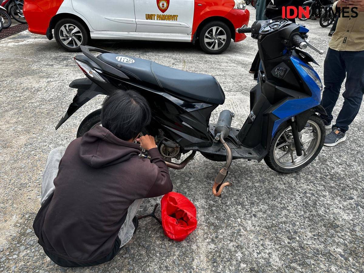 Remaja pakai knalpot brong hendak balap liar diamankan.