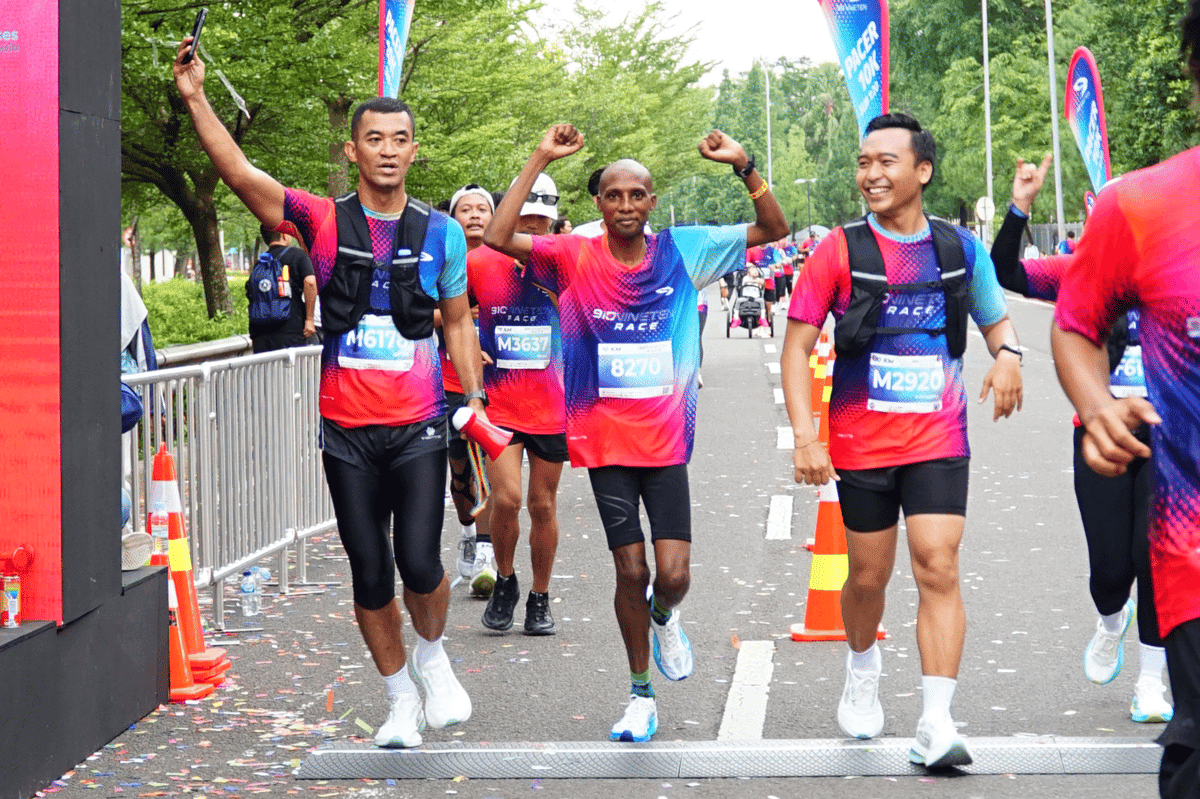 3. Lomba lari jalan raya dari brand pertama sepatu lokal dengan jarak terjauh.png