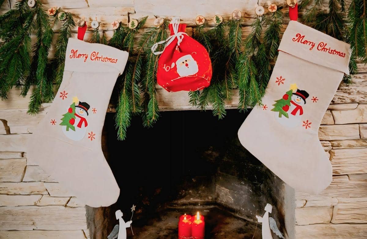 ilustrasi kaos kaki Natal (freepik.com/freepik)