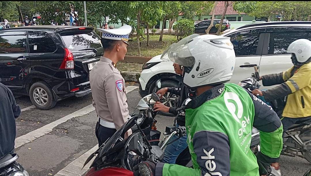 Razia pajak kendaraan di Kota Serang (Dok. Khaerul Anwar)