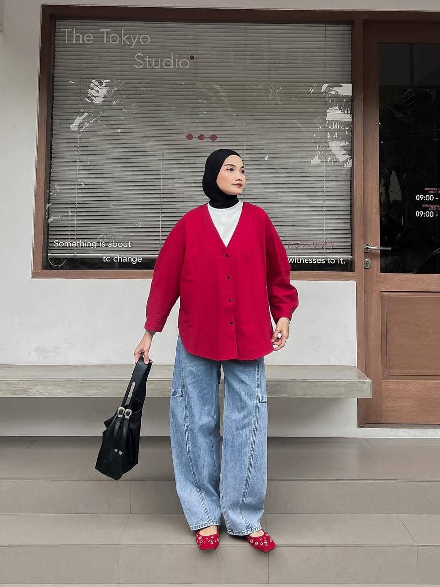inspirasi layering outfit ala Anggita Kusuma Dewi