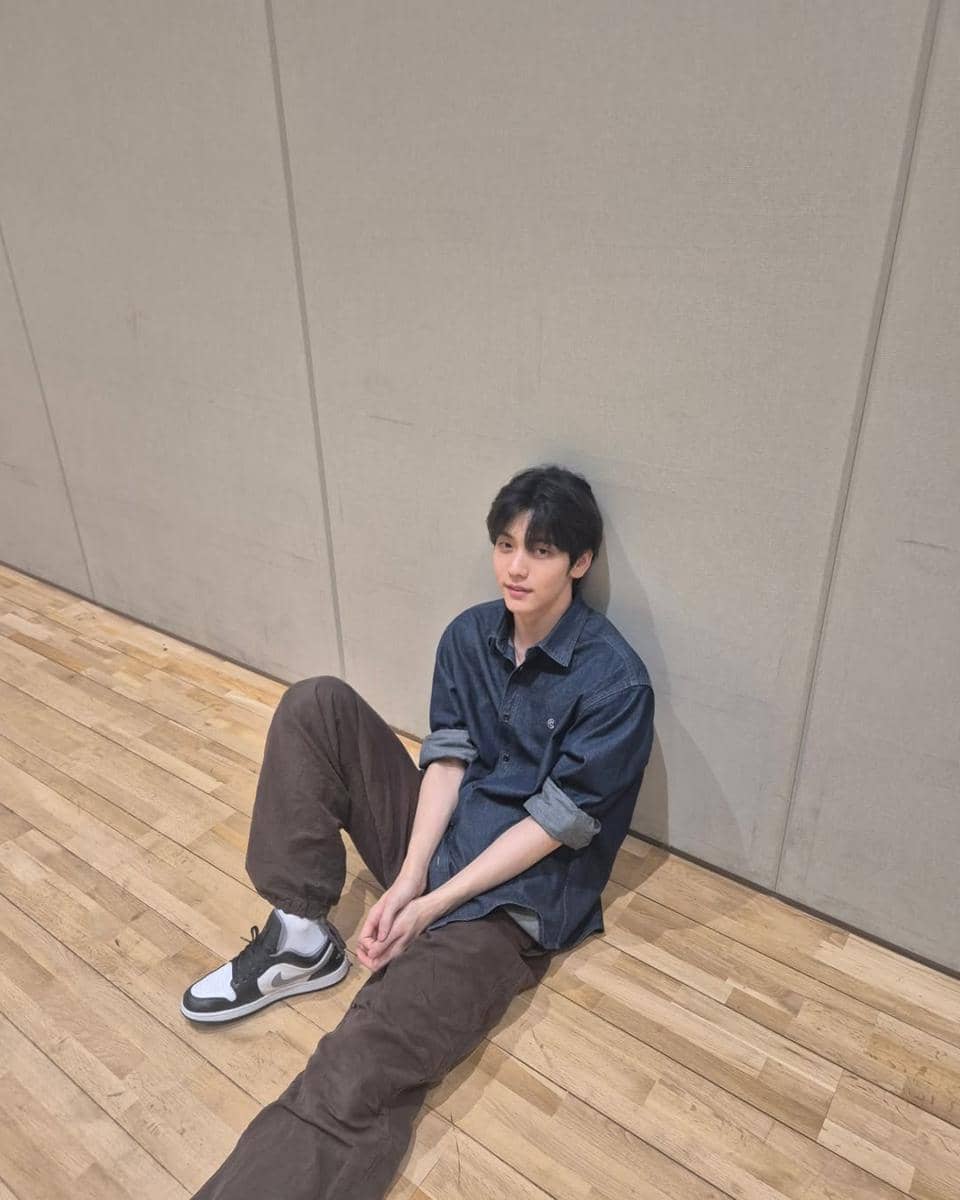 referensi outfit kasual remaja ala Soobin TXT