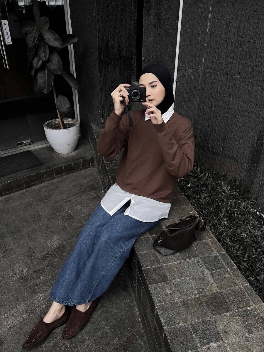 inspirasi layering outfit ala Anggita Kusuma Dewi