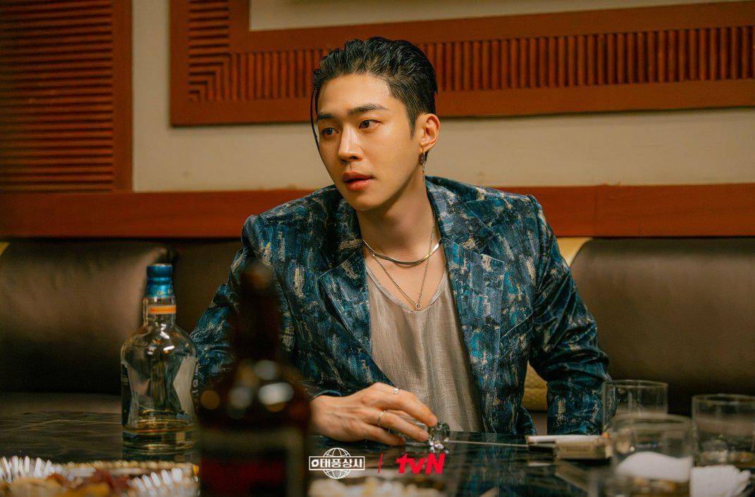 Mu Jin Sung di Typhoon Family