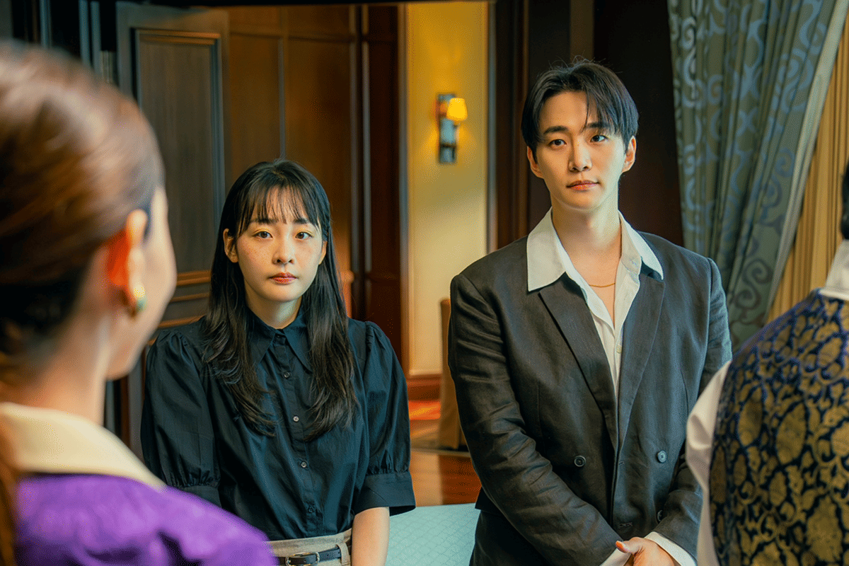 Kim Min Ha dan Lee Junho di Typhoon Family