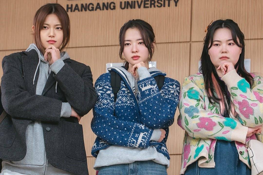 still cuts drama LOVE.exe