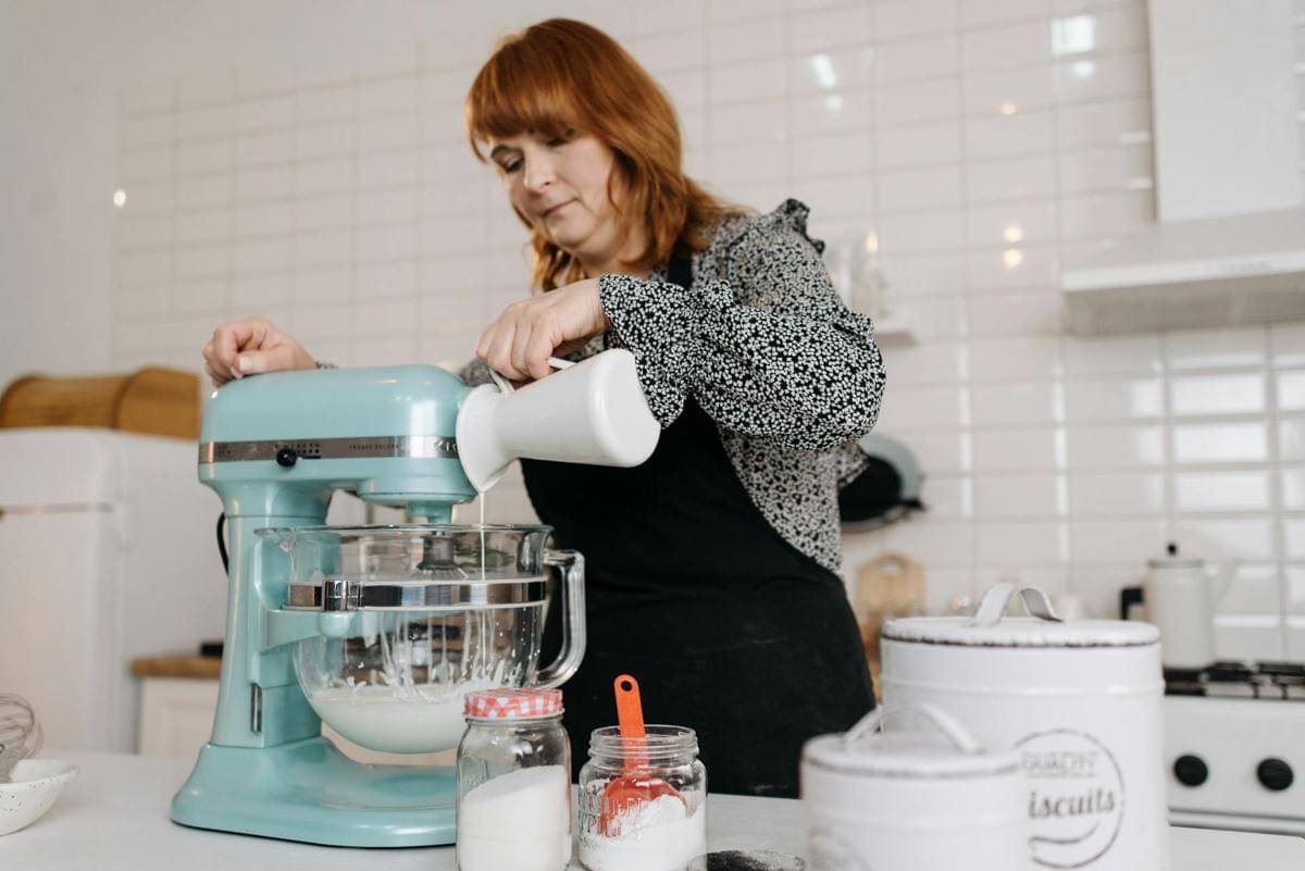 ilustrasi menggunakan mixer