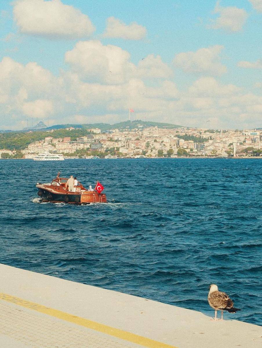 Cassandra Lee liburan ke Turki