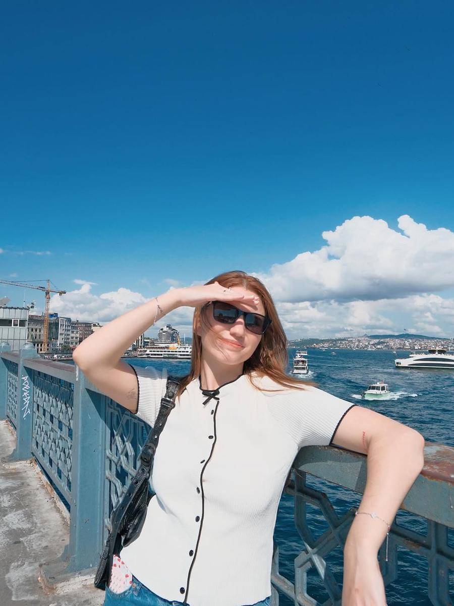 Cassandra Lee liburan ke Turki