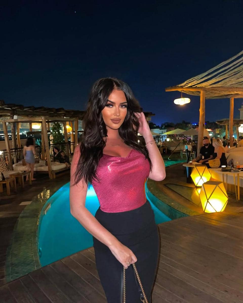 Potret Miss Charm Prancis 2025, Manuella Gritar