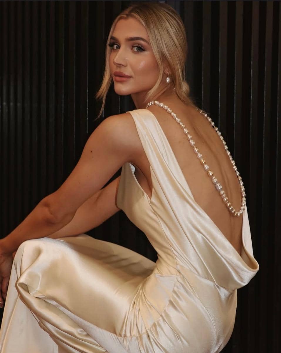 Potret Miss Charm Australia 2025, Nasia Delis