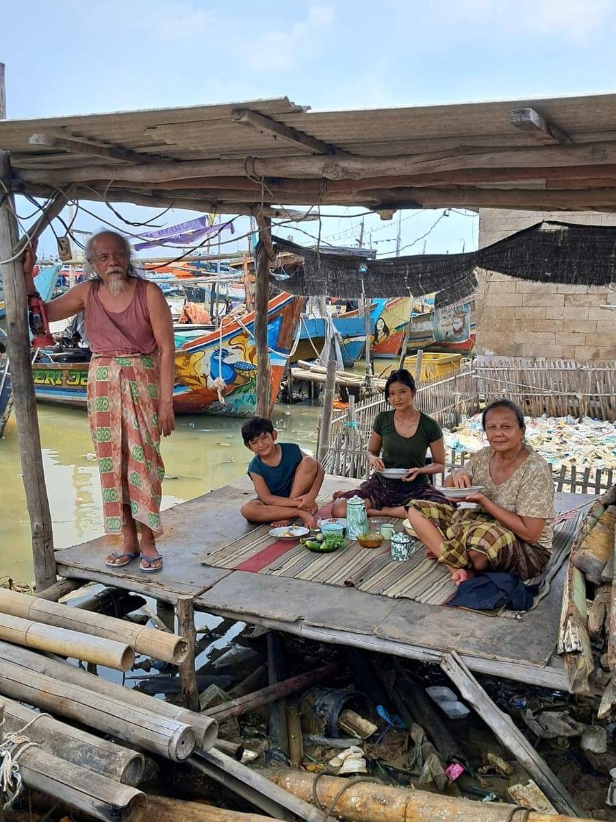 Potret di balik layar keluarga Claresta Taufan di film Pangku