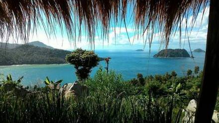 Pantai Ngulungwetan Wisata di Trenggalek 