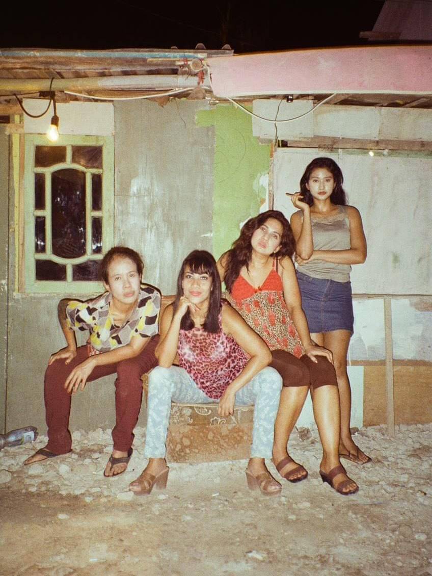 Potret Kompak Teman Sartika di Balik Layar Film Pangku