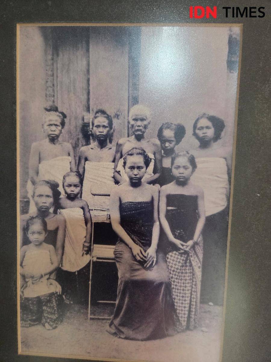 Potret Sagung Ayu Wah bersama saudara-saudaranya