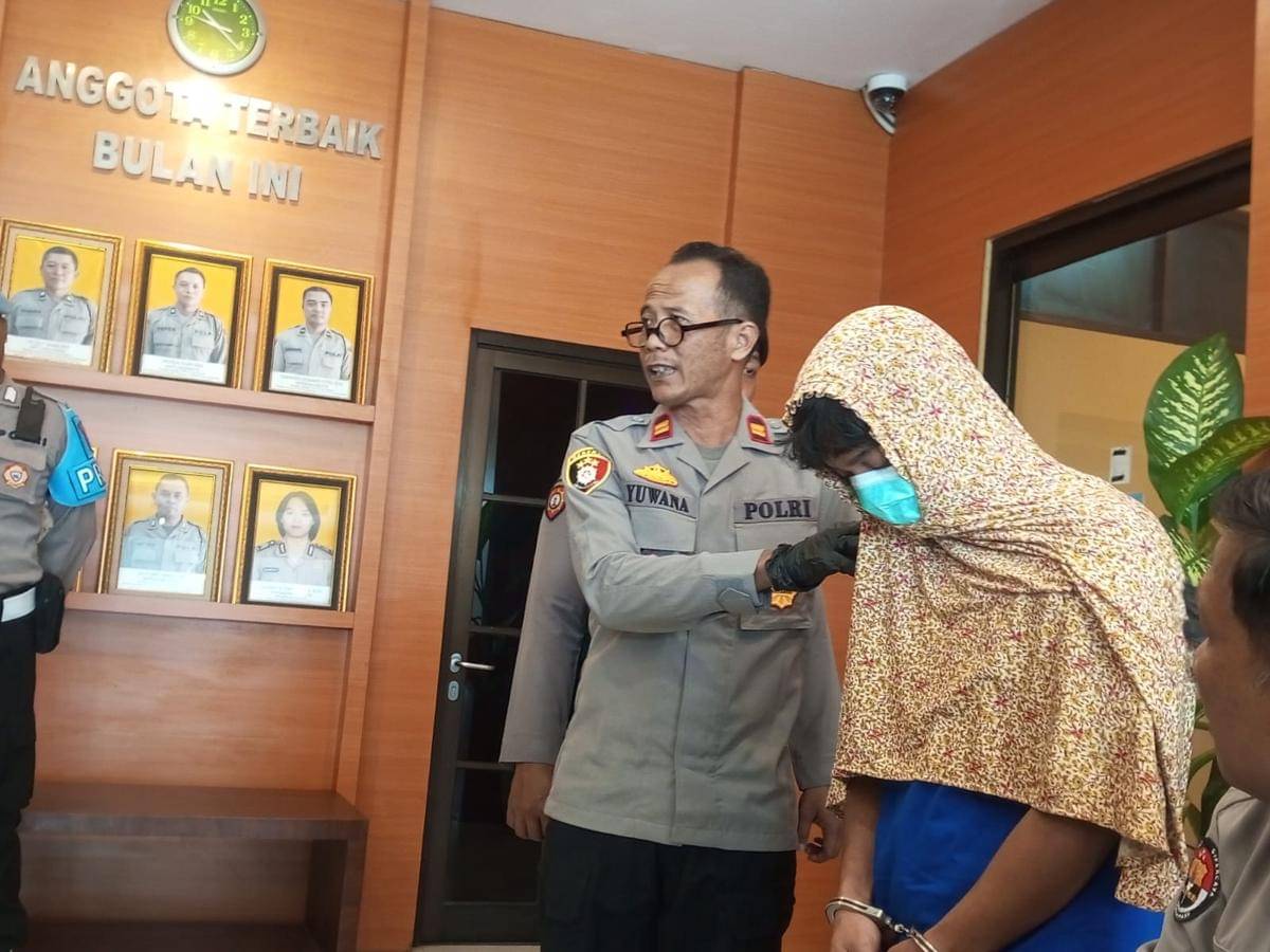 Nyamar Pakai Kerudung, 2 Pemuda Gagal Curi Motor Karena Masuk Jurang