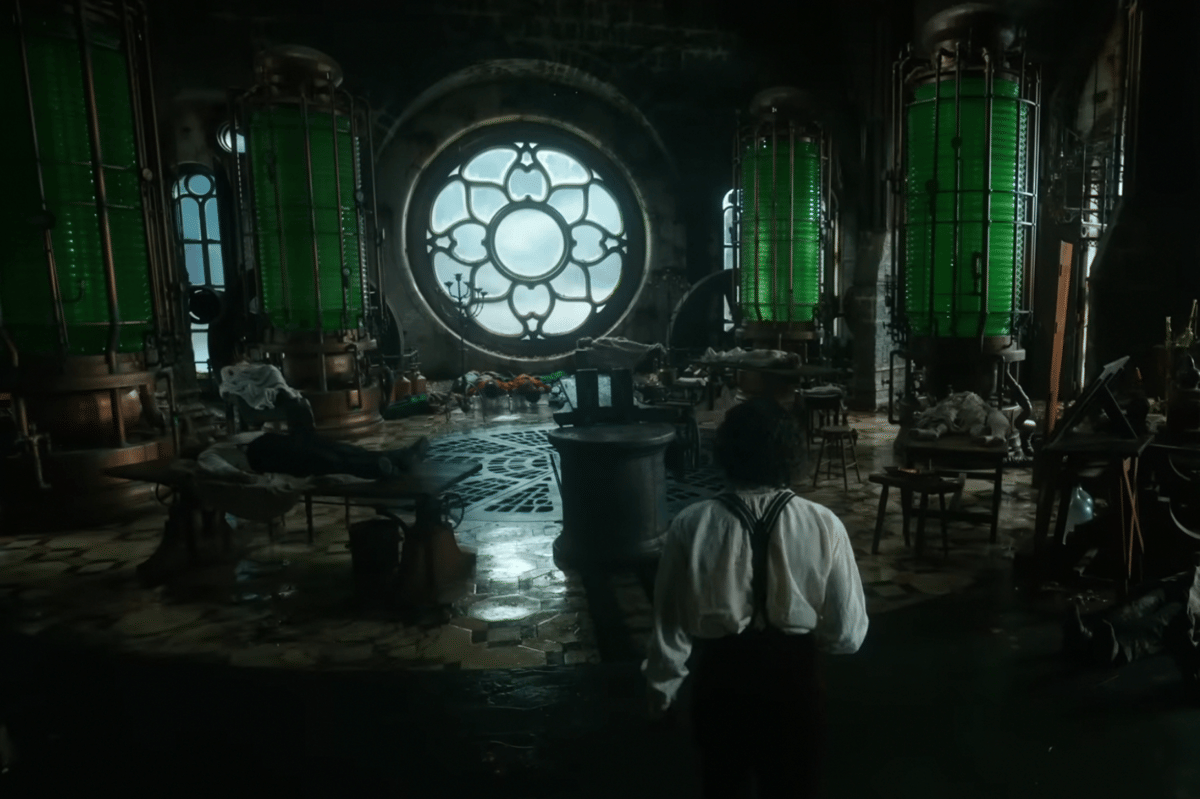 cuplikan trailer film Frankenstein