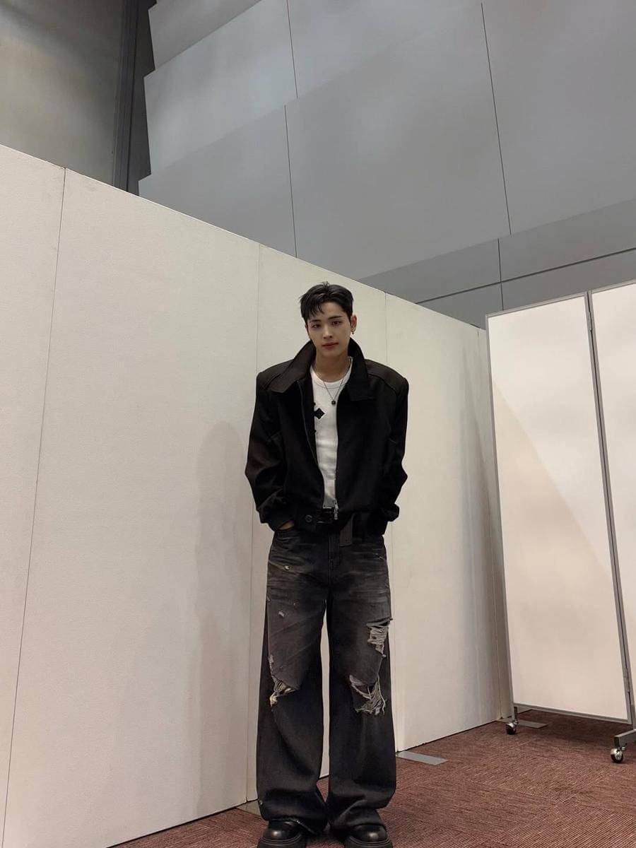 Outfit ala member NEXZ