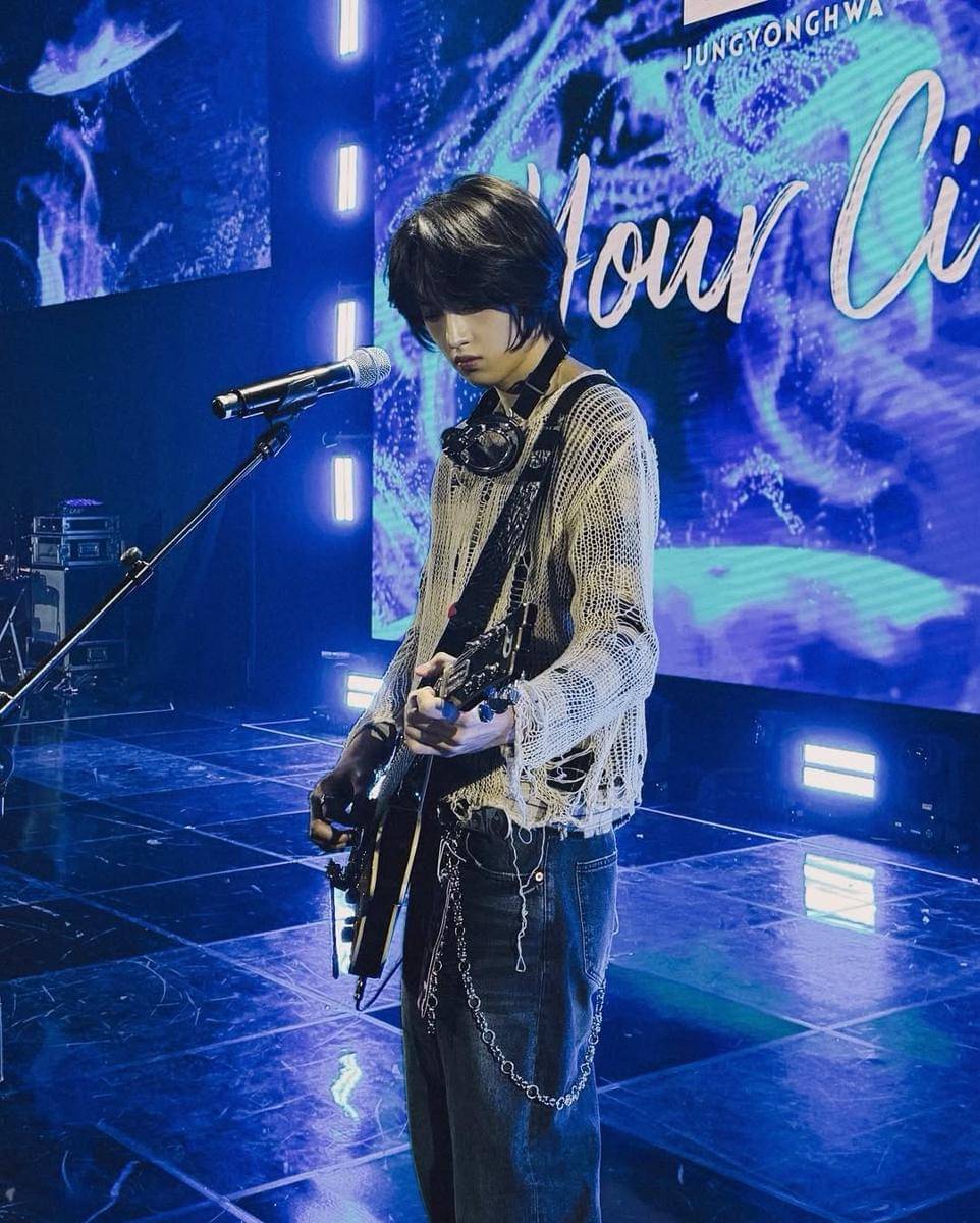 Outfit ala member AxMxP