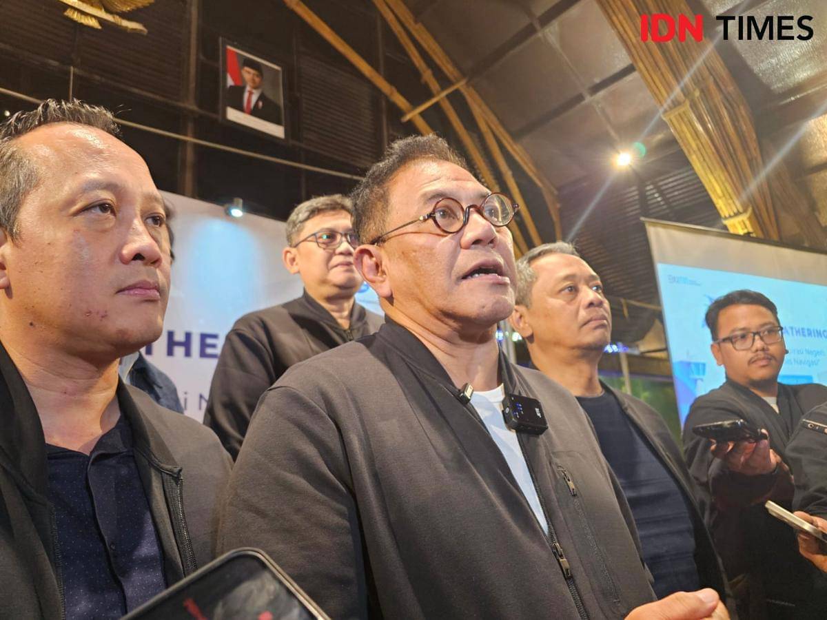 Direktur Utama AirNav Indonesia Avirianto Suratno