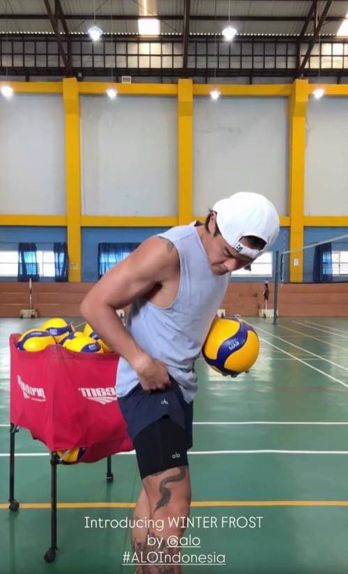Dion Wiyoko Latihan Jelang Bahkan Voli 3