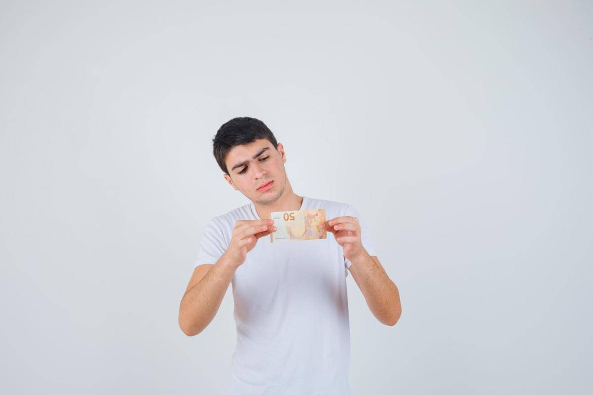 Tren Baru Gen Z: Uang Jajan Kini Jadi Aset Investasi