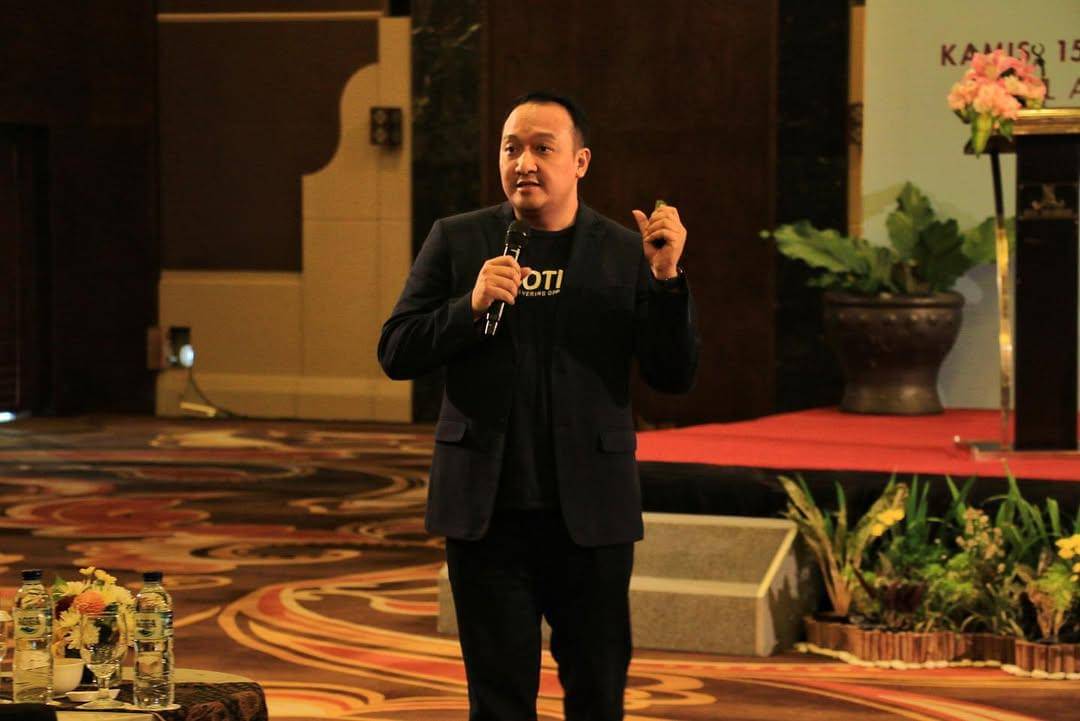 Eri Kuncoro, inisiator Yuk Tukoni