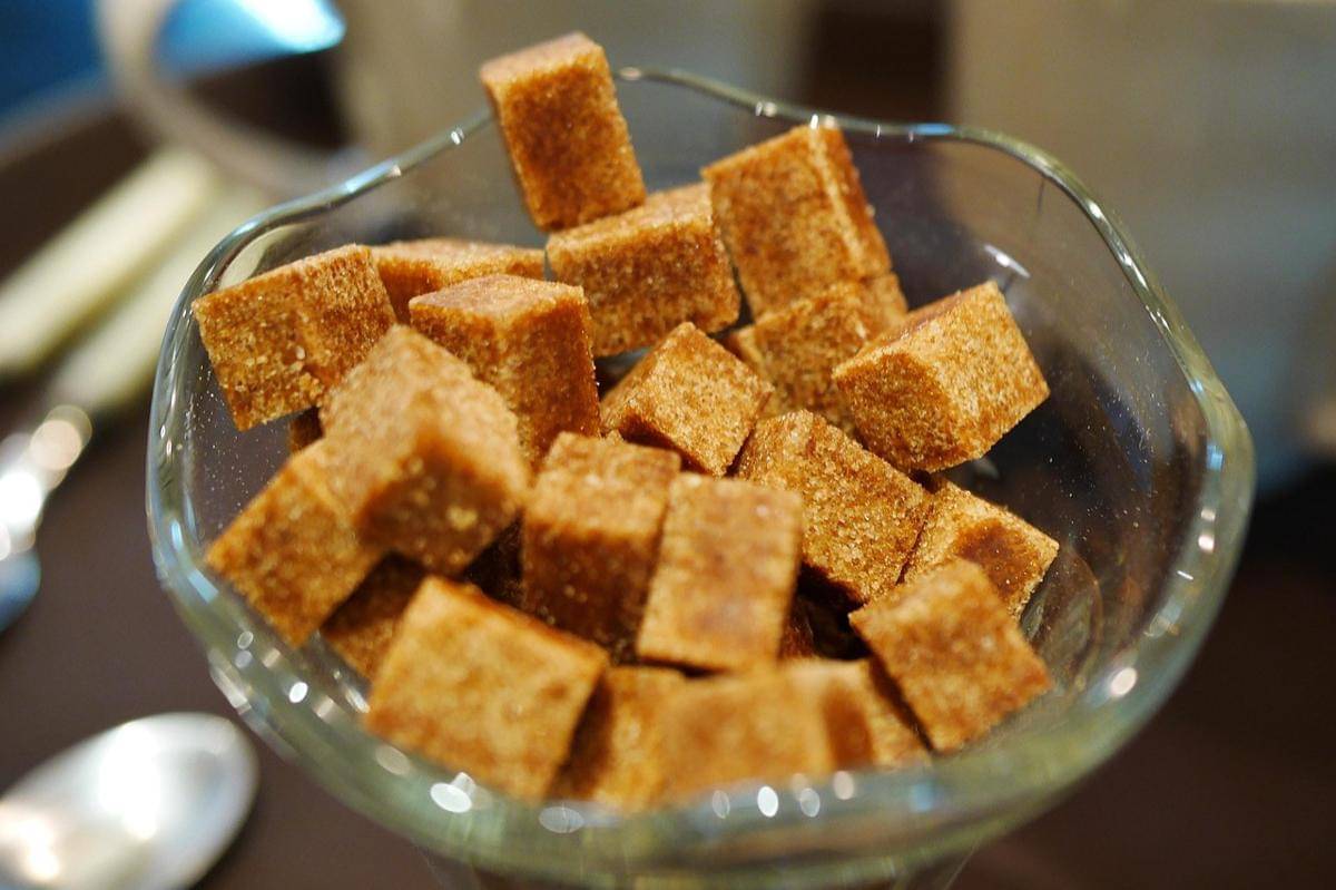 ilustrasi gula merah