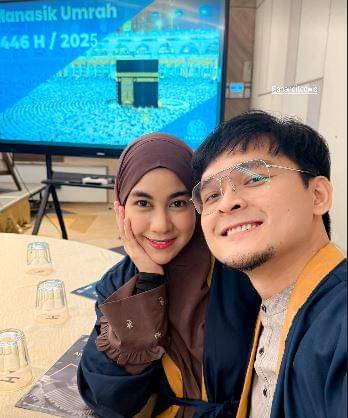 Anisa Rahma dan Anandito berangkat umrah