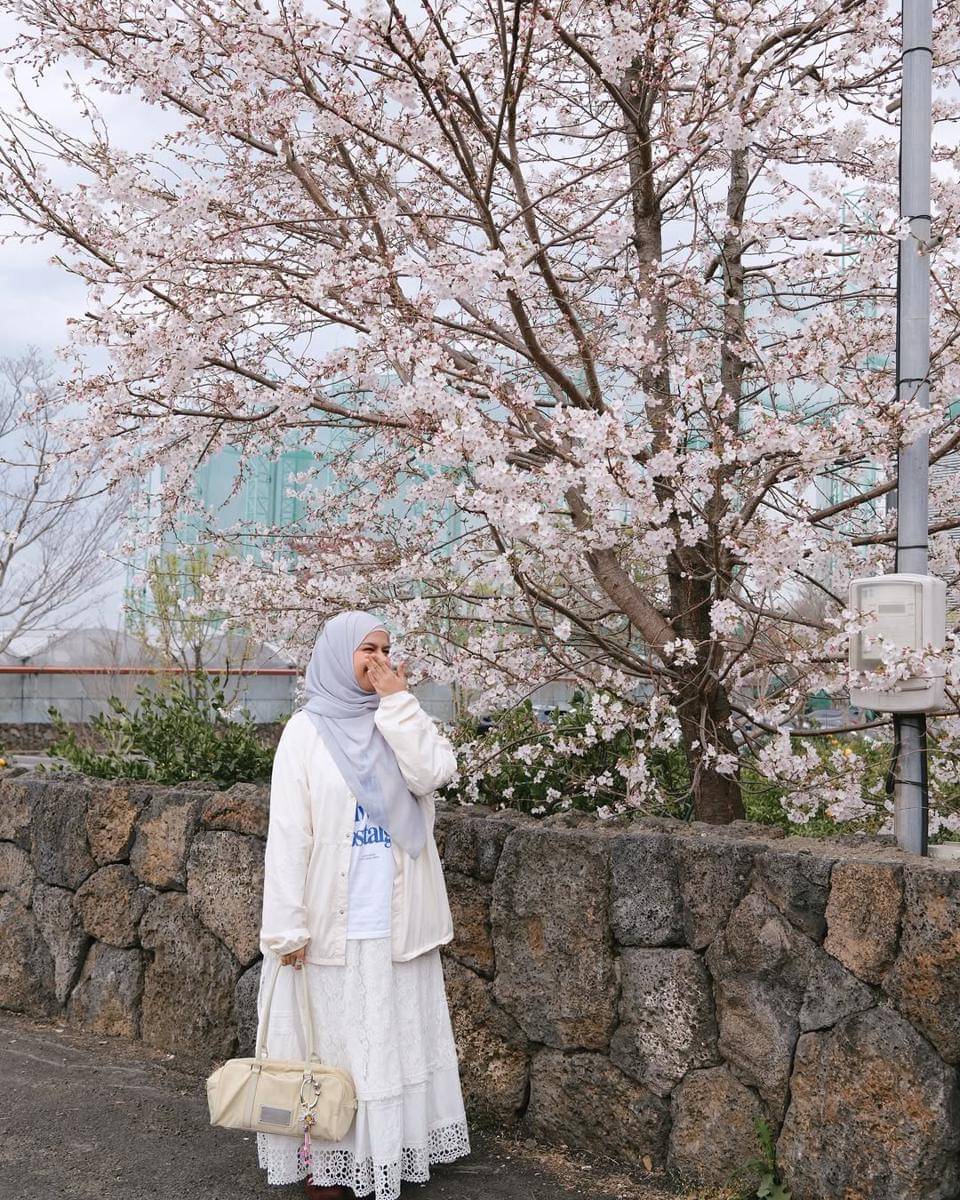 OOTD kasual dengan hijab pasmina