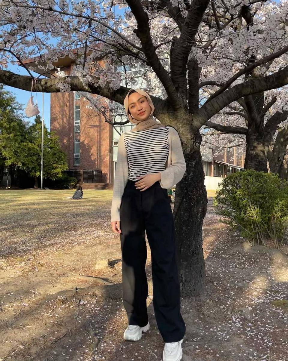 padu padan clean outfit kuliah