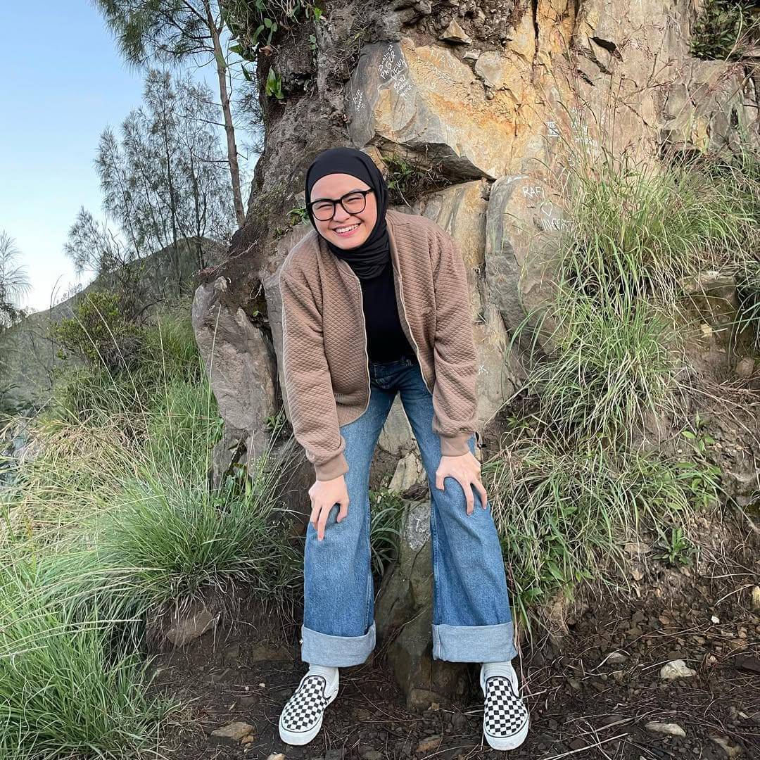 outfit layering Salma Salsabil