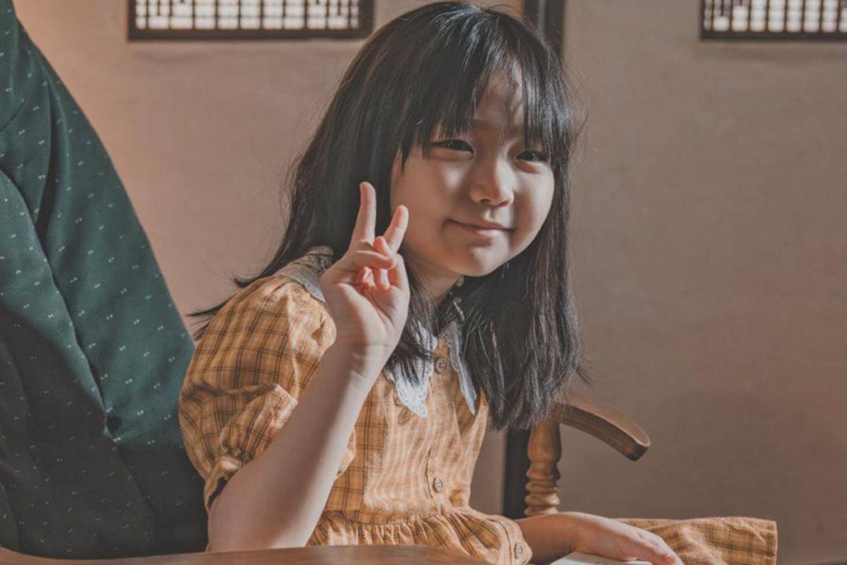 Di balik layar Dear X