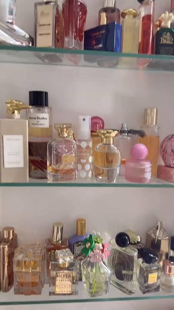 Koleksi parfum Amanda Manopo