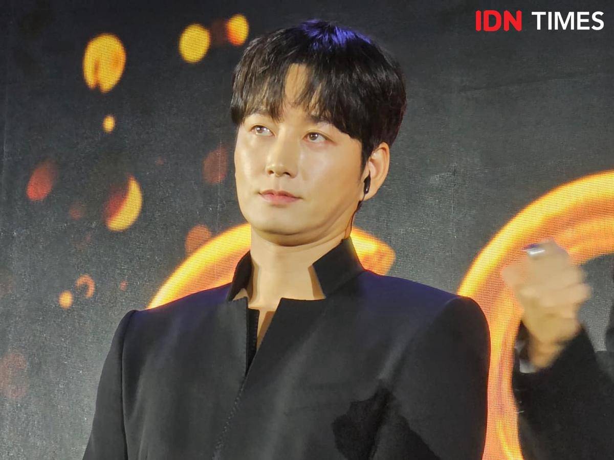 Lee Hyun Wook di acara Disney+ Originals Preview 2025 di Disenyland Hong Kong, Kamis (13/11/2025).