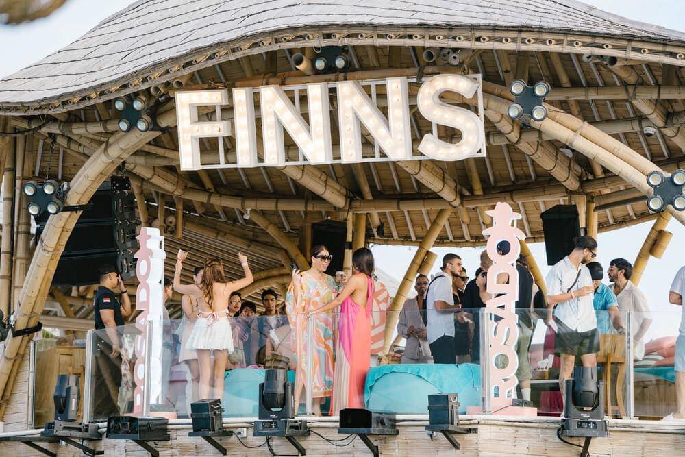 Potret FINNS Beach Club, Bali