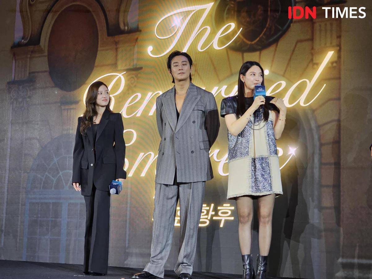 Ju Ji Hoon, Shin Min Ah, Lee Se Young di acara Disney+ Originals Preview 2025 di Disneyland Hong Kong, Kamis (13/11/2025). (IDN Times/Deti Mega Purnamasari)