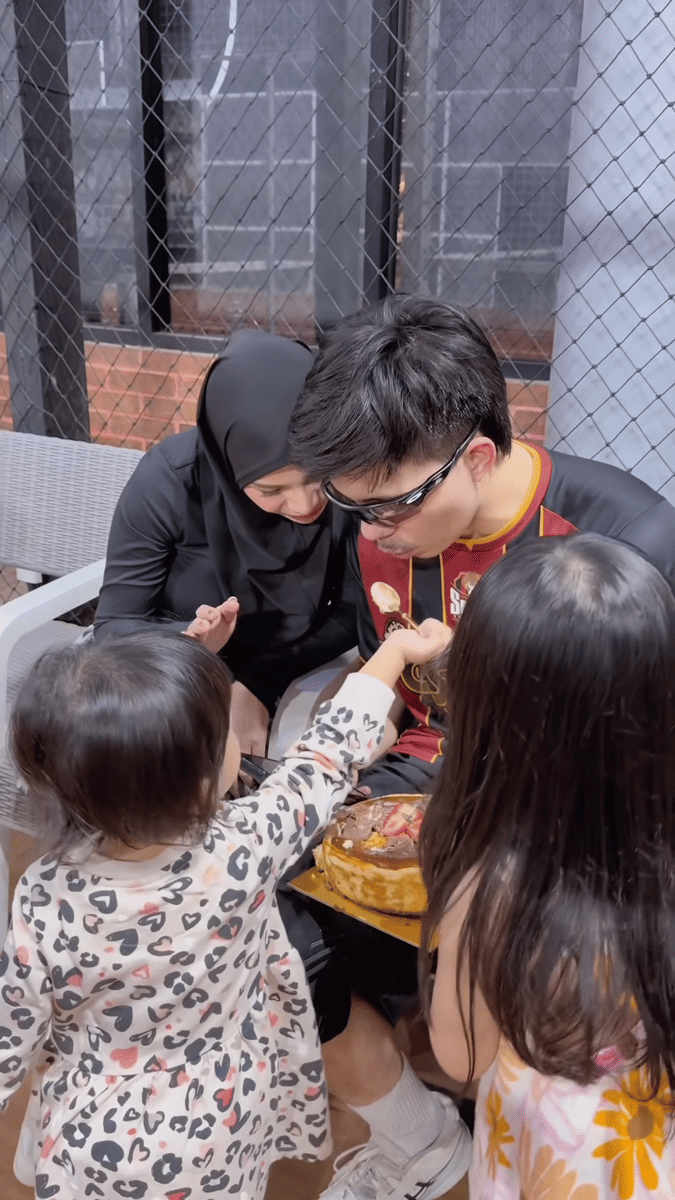 artis dapat kejutan Hari Ayah 