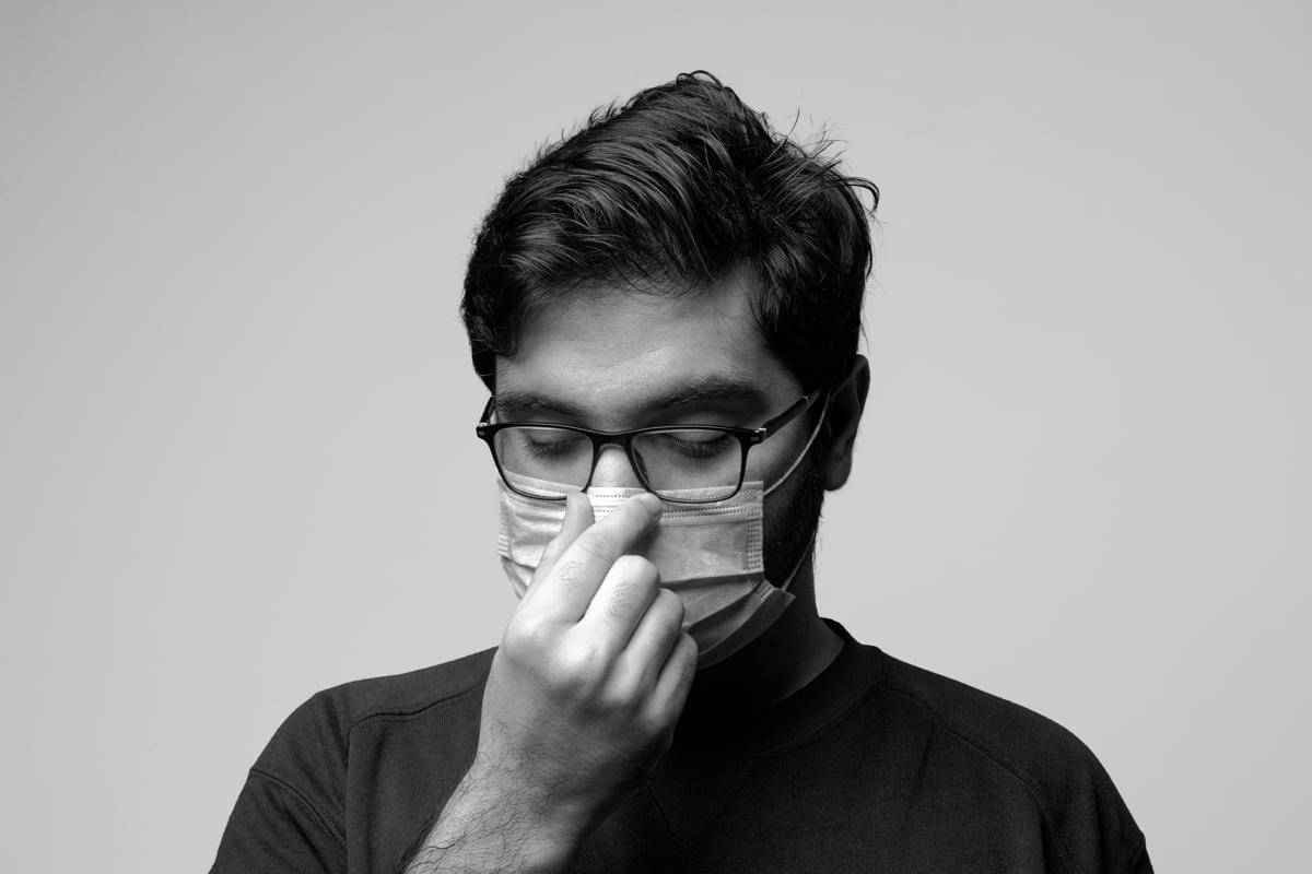 Seorang laki-laki terinfeksi RSV.