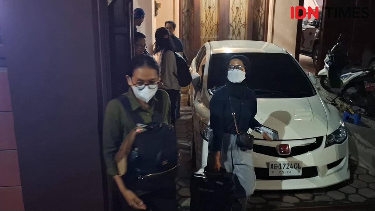 Rumah Agus Pramono, Sekda Ponorogo di Jalan Mangkuprajan, Kelurahan Demangan Kota Madiun turut diobok obok KPK. IDN Times/Riyanto.