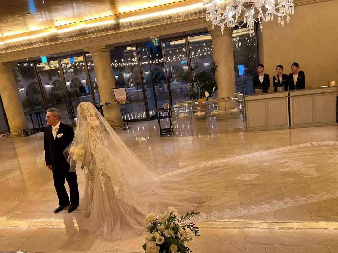 potret pernikahan Chanmina dan Ash Island