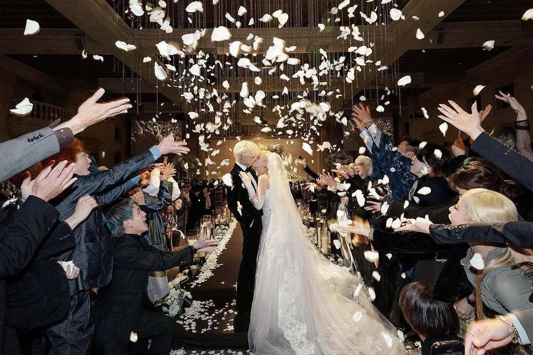 potret pernikahan Chanmina dan Ash Island