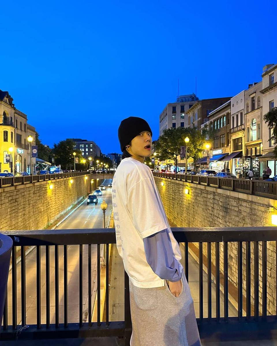 gaya kasual sporty keren ala Yeonjun TXT