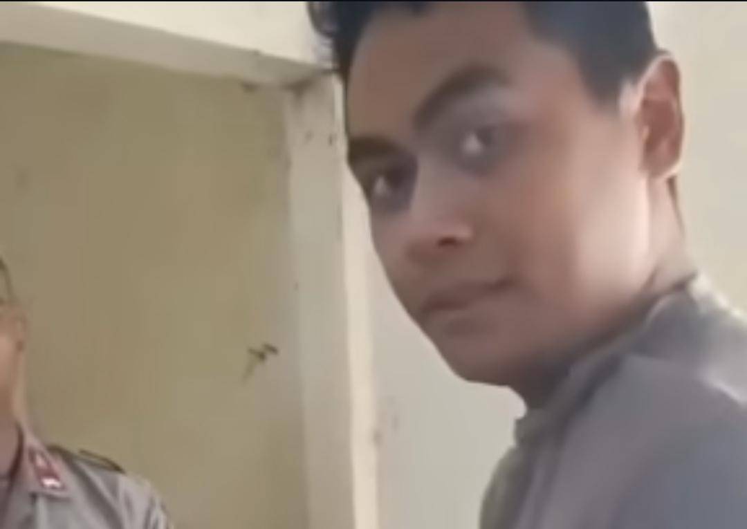 Video viral anggota Polda NTT aniaya siswa polisi. (Instagram.com/Flobamoratas repost)