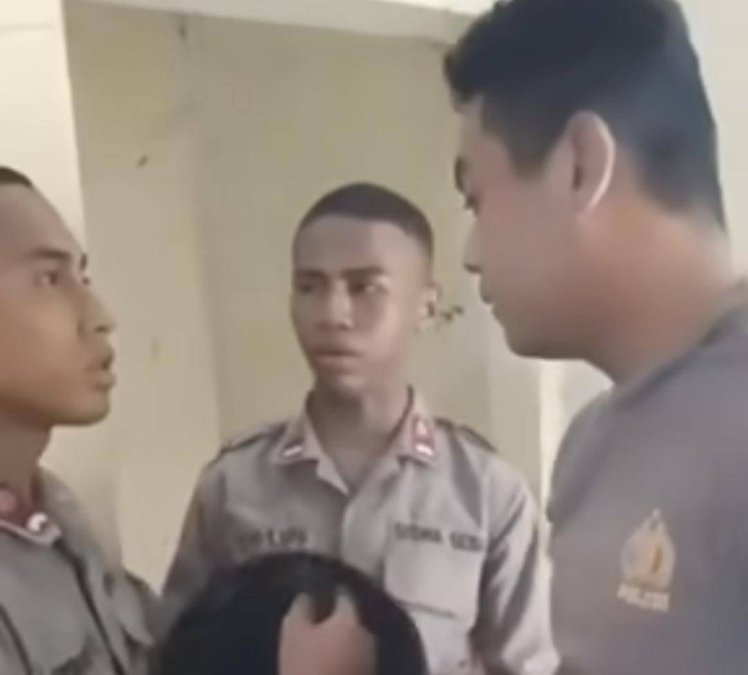 Video viral anggota Polda NTT aniaya siswa polisi. (Instagram.com/Flobamoratas repost)