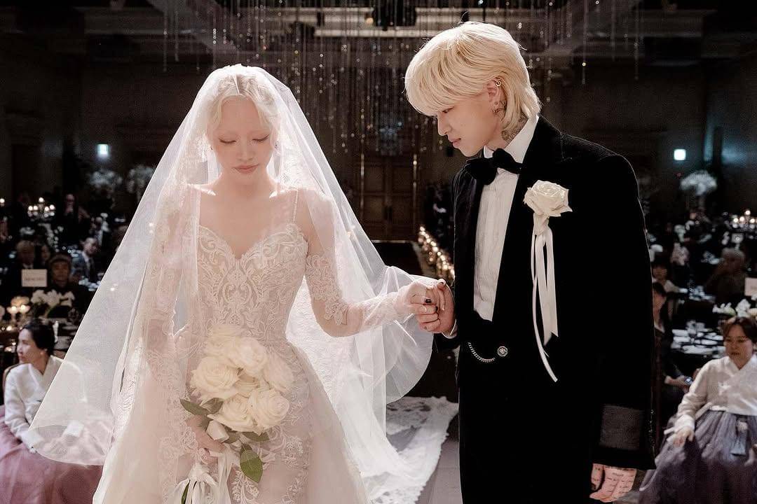 potret pernikahan Chanmina dan Ash Island